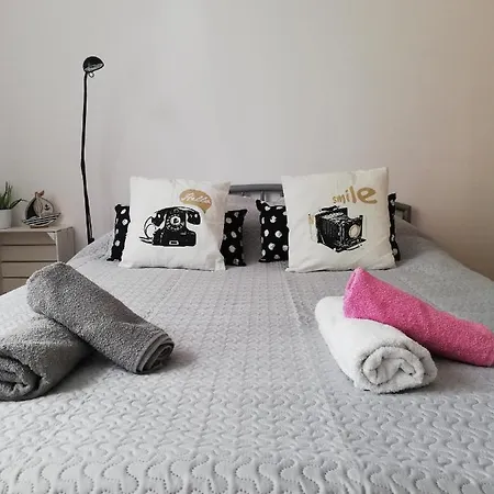 Apartament Blisko Plazy Apartmán *